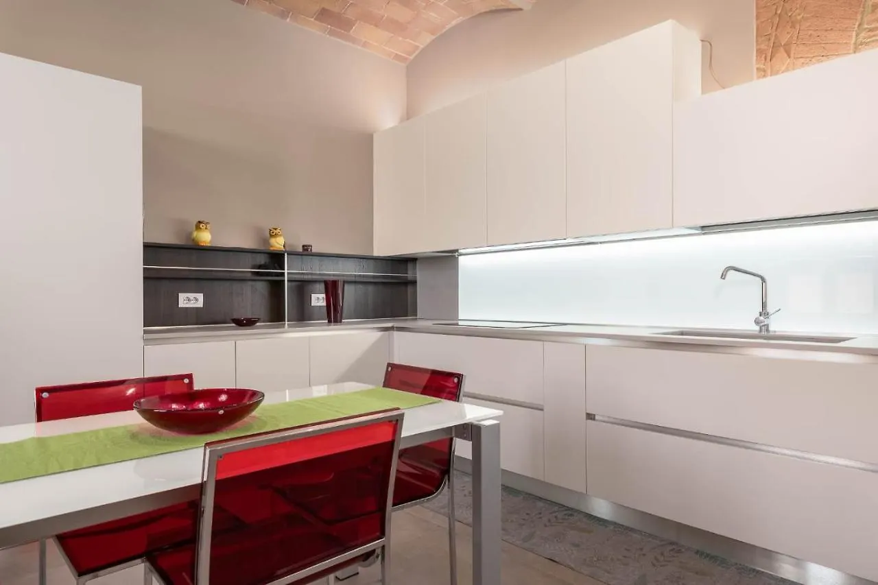 Apartament Siena Historic Center Stylish Flat With Balcony! Włochy